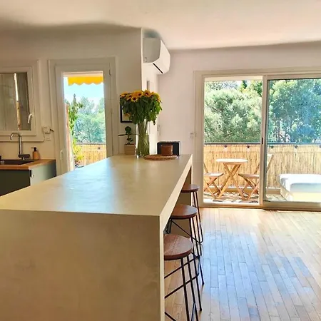 Beautiful Of 71 M2 In Saint-raphael Apartman *