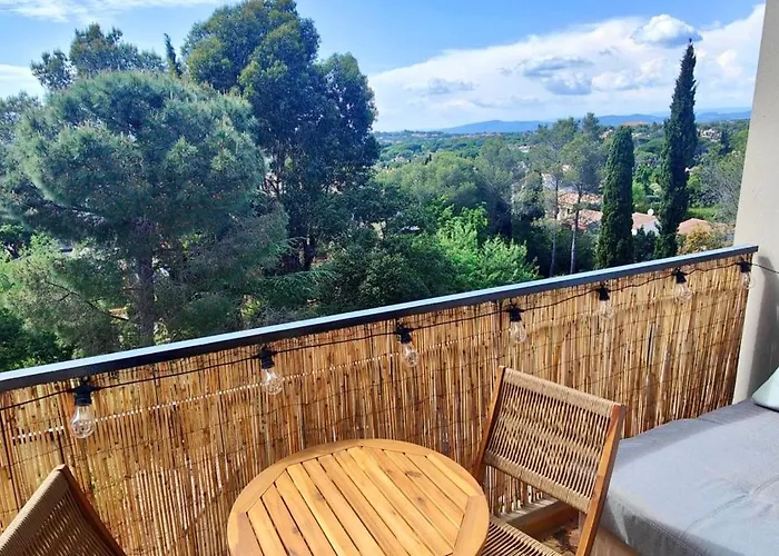 Beautiful Of 71 M2 In Saint-raphael *